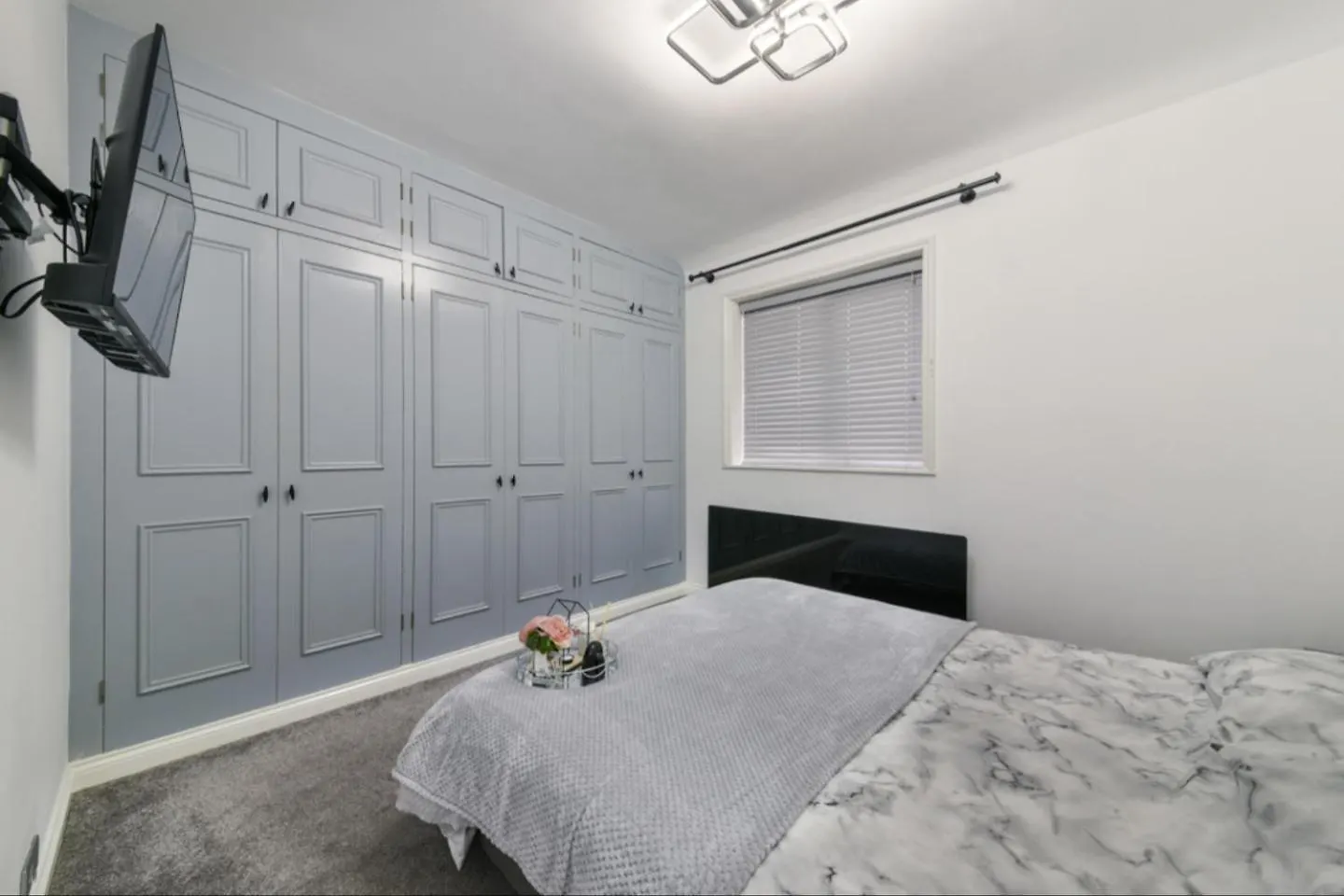 Bromley Serviced Apartments - Beckenham Place Park - London - 2 Bed House - Free Parking - 2 Beds 1 Sofabed