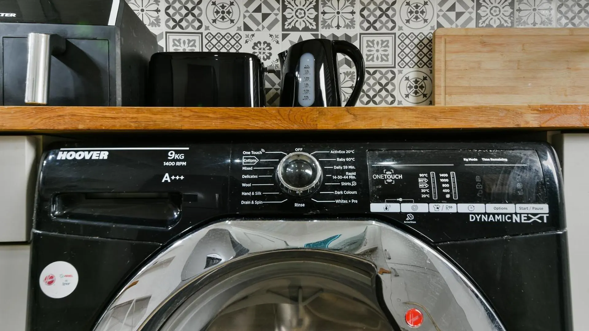 Bromley Serviced Apartments - Beckenham Place Park - London - 2 Bed House - Free Parking - 2 Beds 1 Sofabed