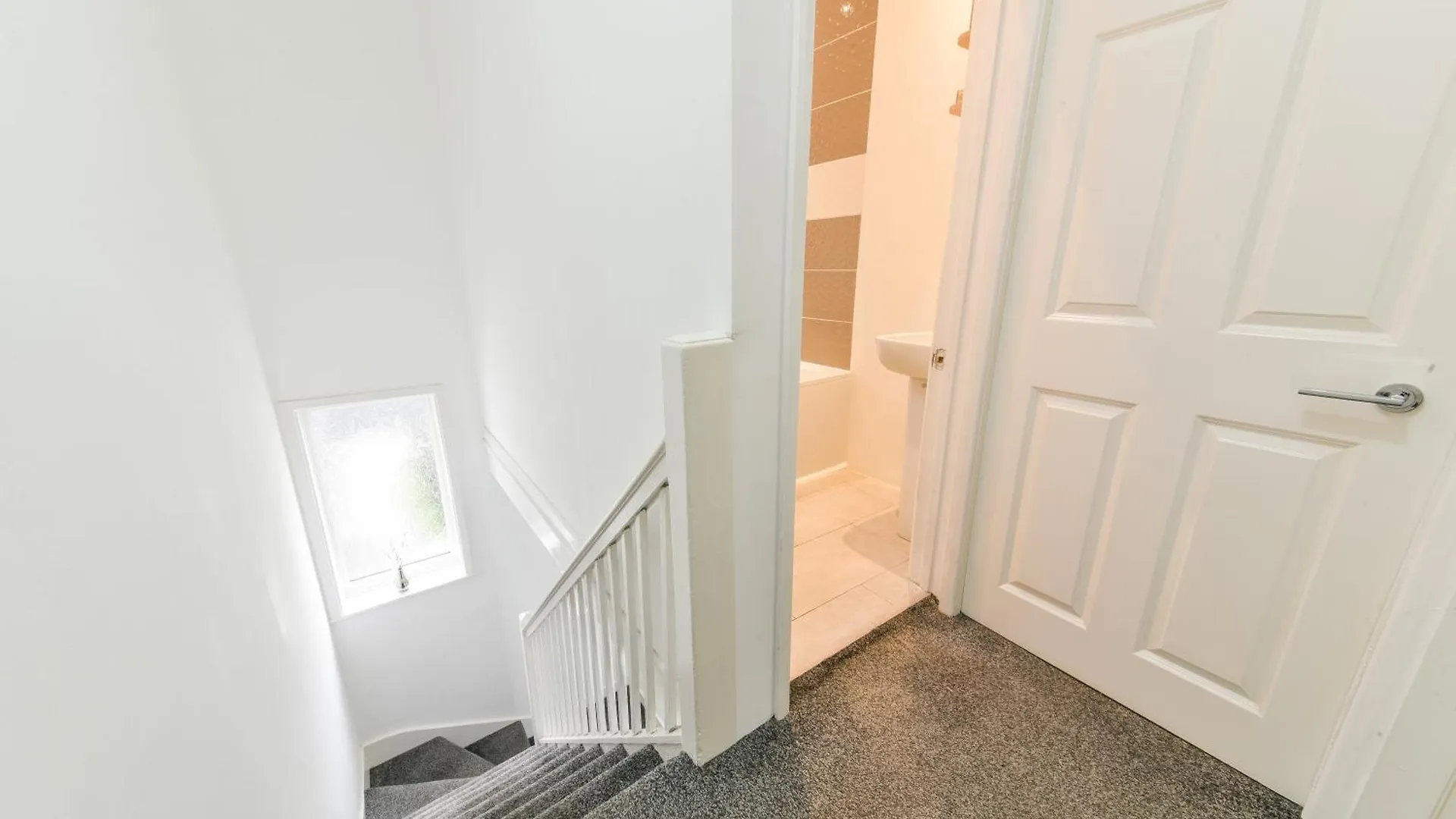 Bromley Serviced Apartments - Beckenham Place Park - London - 2 Bed House - Free Parking - 2 Beds 1 Sofabed المملكة المتحدة