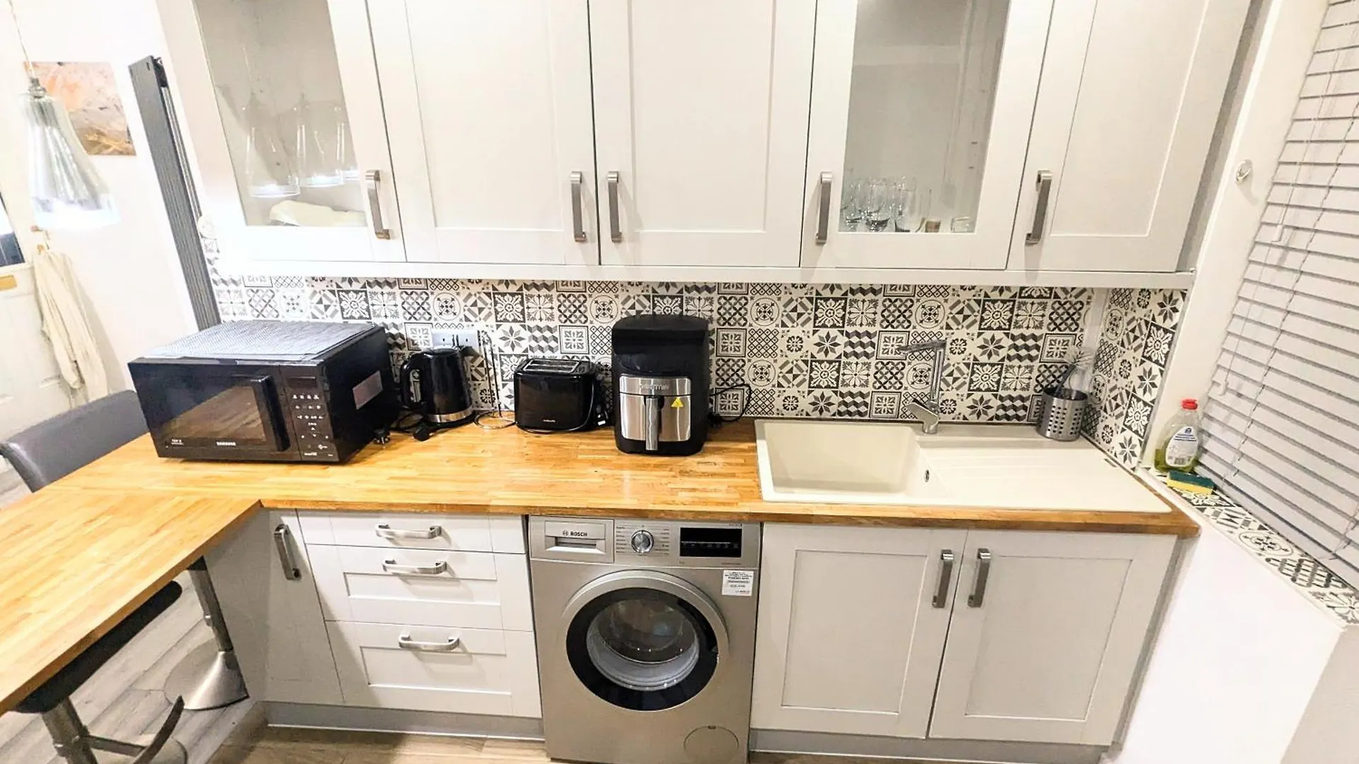 Bromley Serviced Apartments - Beckenham Place Park - London - 2 Bed House - Free Parking - 2 Beds 1 Sofabed 0*,  المملكة المتحدة